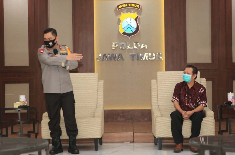 Kapolda Jatim Irjen Pol Fadil Imran saat bersilaturrahmi dengan pimpinan media cetak, elektronik dan siber di Mapolda Jatim