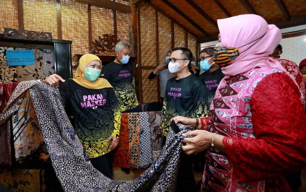 Gubernur Jatim Khofifah Indar Parawansa kunjungi pelaku UMKM di Banyuwangi