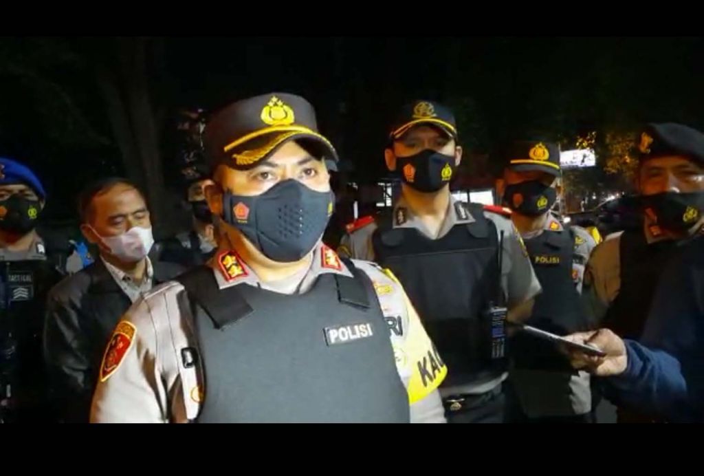 Kapolres Mojokerto, AKBP Dony Alexander berada di TKP