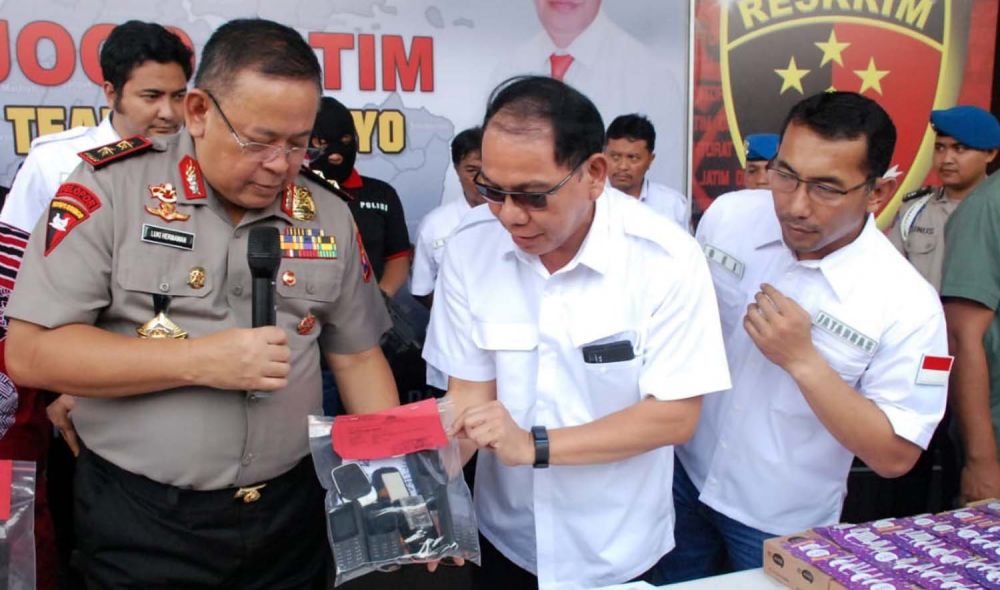 Praktik manupilasi akun dan transaksi ojek online dibongkar Tim Subdit Jatanras Ditreskrimum Polda Jatim