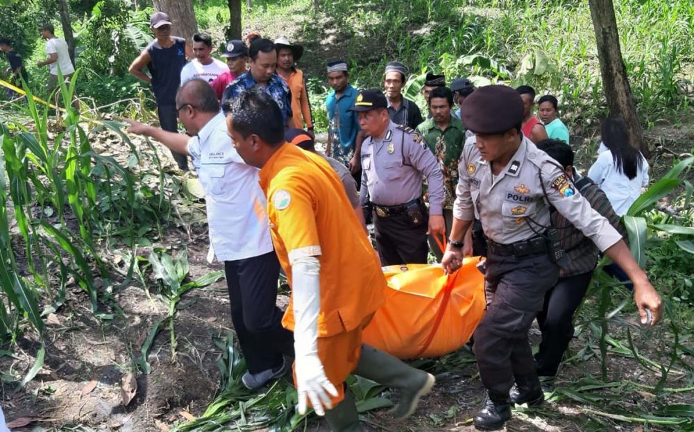 Mayat Perempuan Telanjang Di Kebun Jagung Diduga Korban Pembunuhan