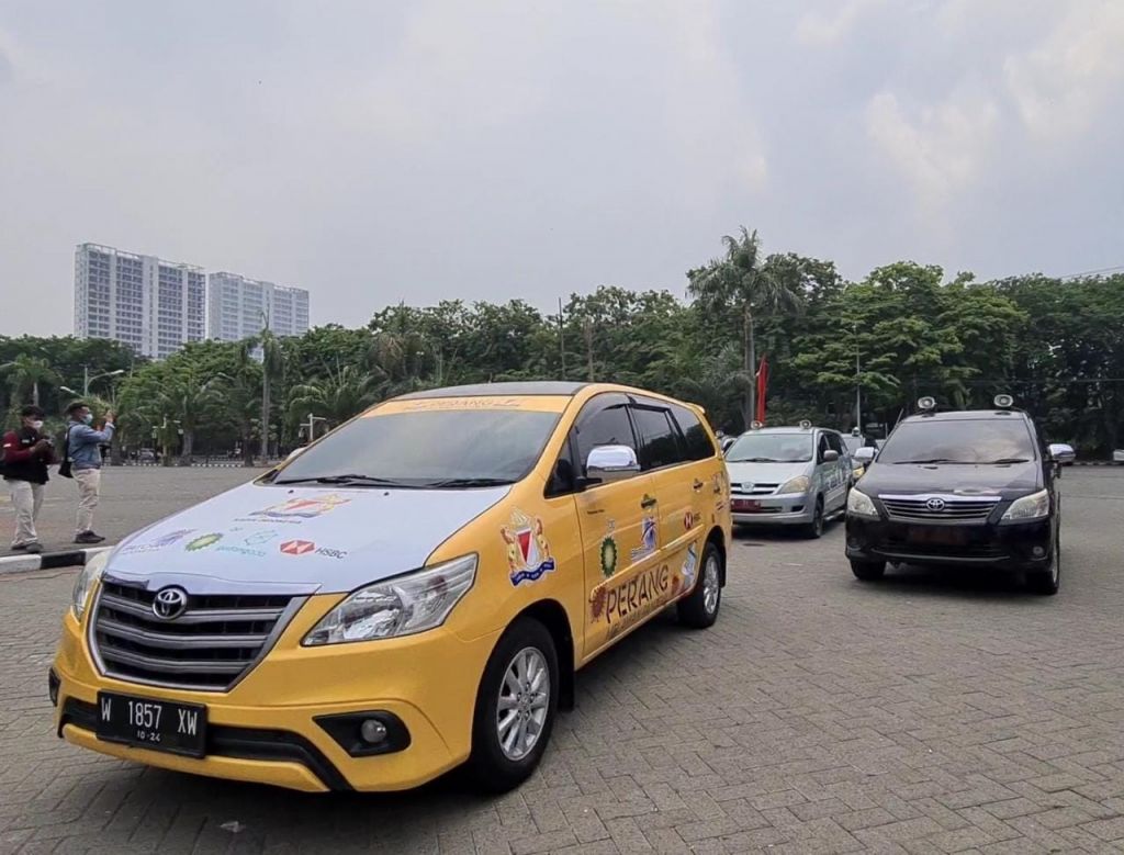 Mobil vaksinasi keliling Kadin. (Foto: Istimewa)