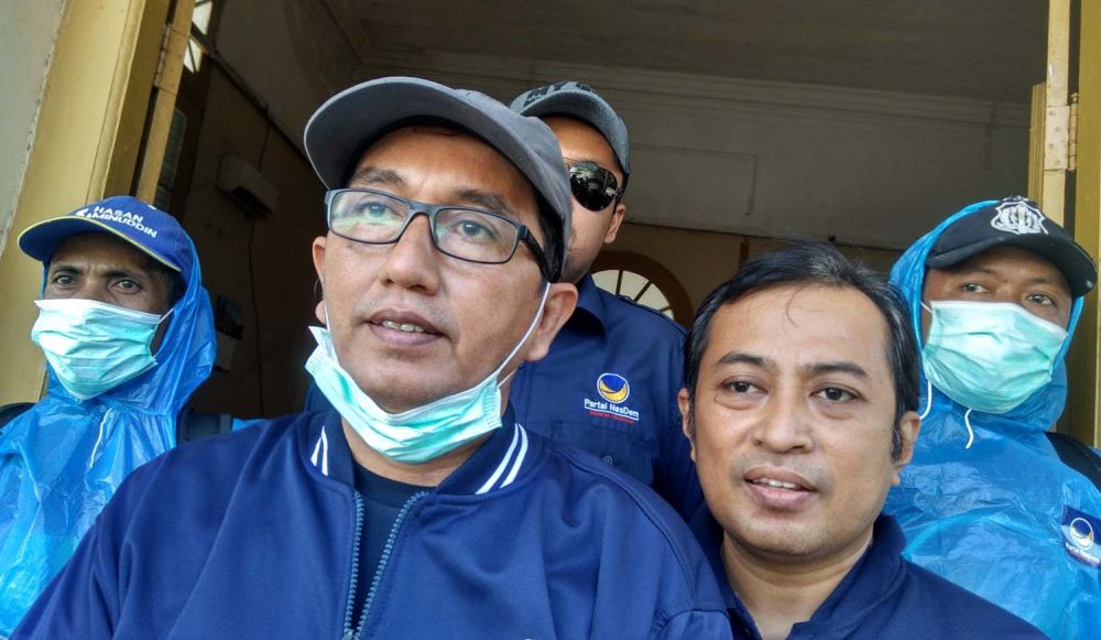 Ketua DPD Partai NasDem Kota Probolinggo Zulfikar Imawan dan para kader