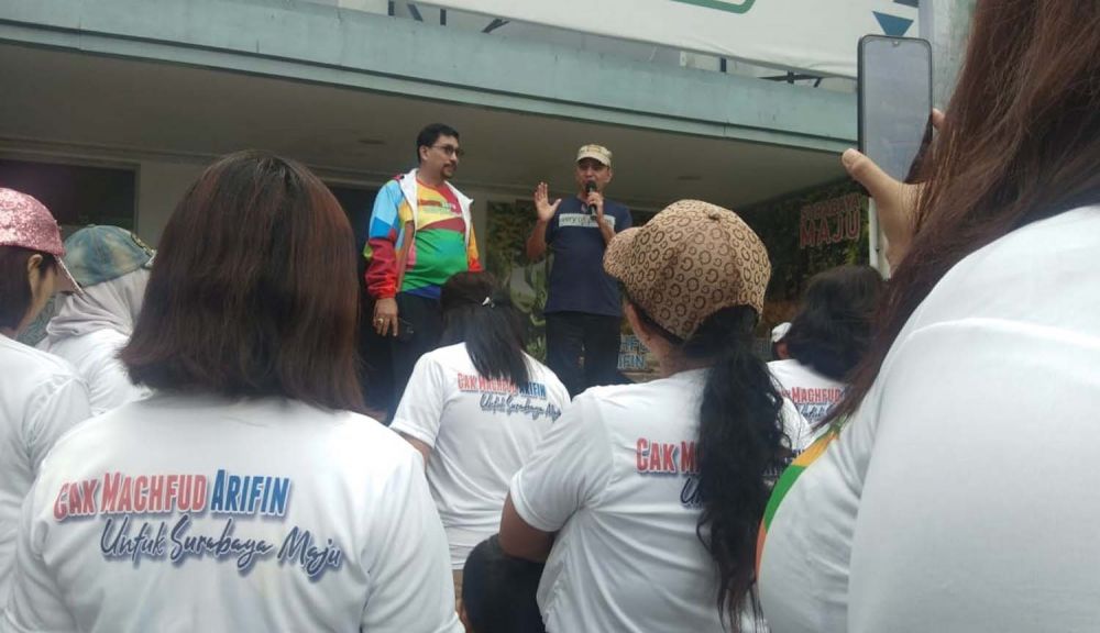 Machfud Arifin bersama anggota DPRD Surabaya dari Partai Demokrat M Mahmud