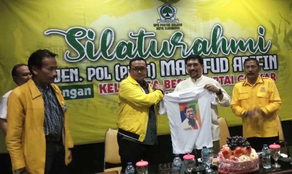 Silaturahmi Machfud Arifin dengan para pengurus Partai Golkar di Kantor DPD Golkar Kota Surabaya, Jalan Adityawarman