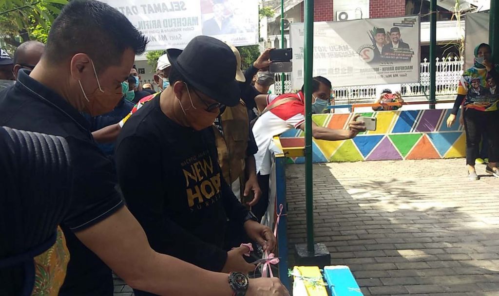 Peresmian Posko Pemenangan Machfud Arifin-Mujiaman di Rusunami Menanggal, Surabaya