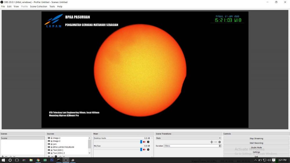 Penampakan gerhana matahari cincin dilihat teleskop petugas Kantor BPAA Lapan di Pasuruan