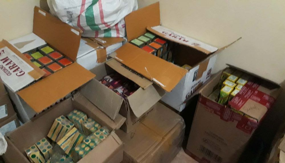 Barang bukti hasil penggerebekan yang dilakukan Ditresnarkoba Polda Jatim 