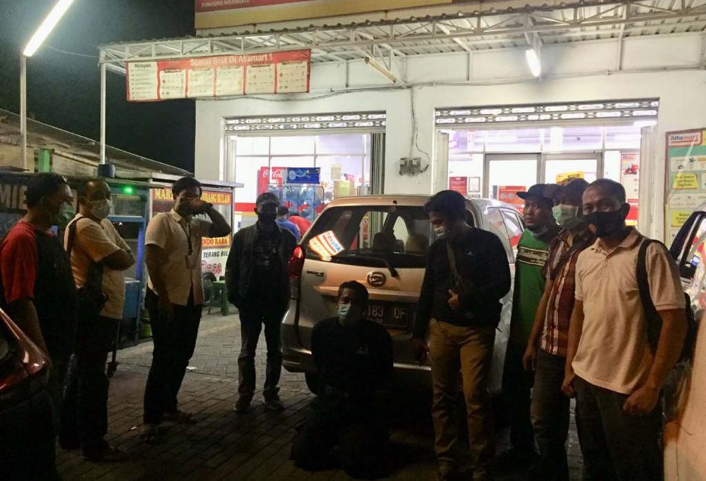 Tim Resmob Satreskrim Polres Mojokerto membekuk rampok sadis yang pukuli dua janda