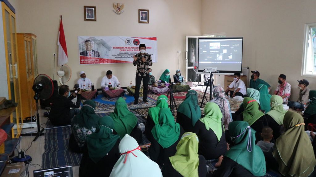 Reses Komisi C DPRD Surabaya di Kelurahan Bulak Rukem Timur. (Foto: Ni'am Kurniawan/jatimnow.com)