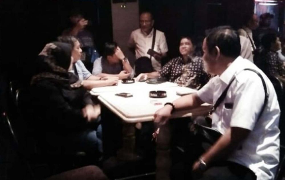 Sidak Komisi A DPRD Kota Surabaya di rumah pijat Jalan Tunjungan