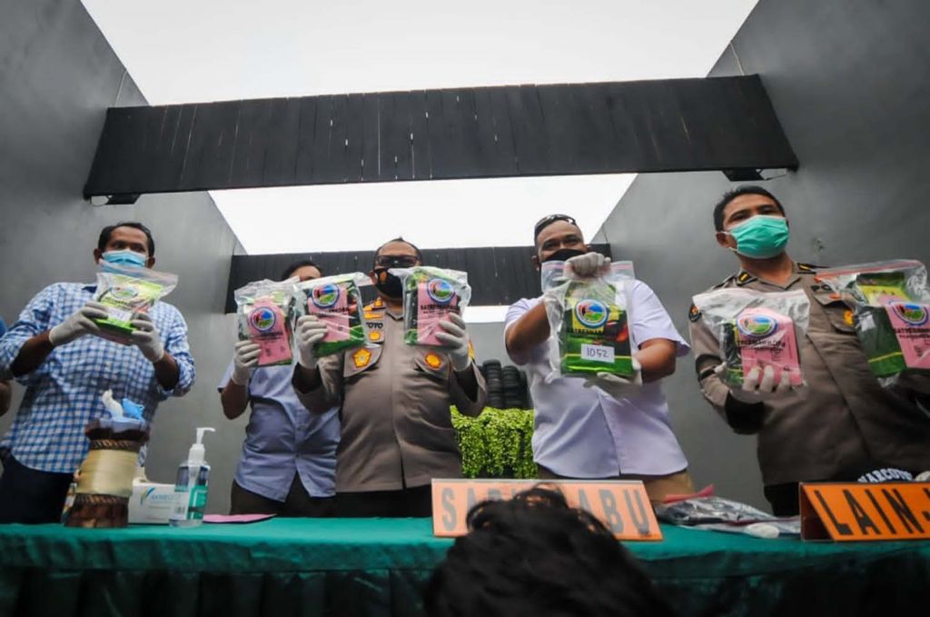 Barang bukti narkoba dibeber di Mapolrestabes Surabaya