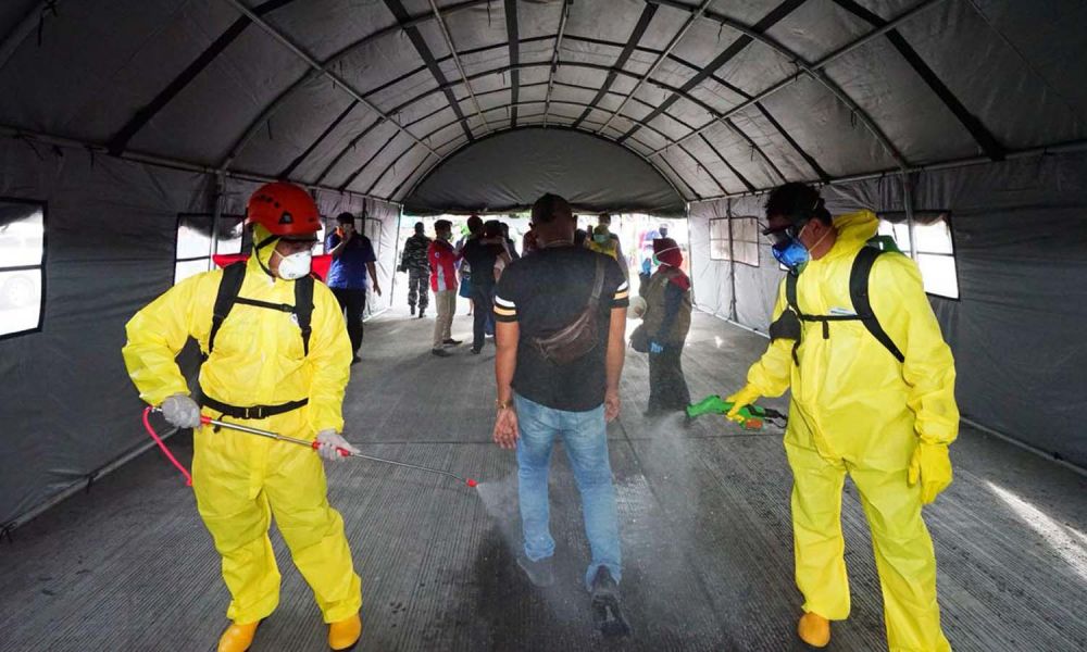Terowongan pencegah Virus Corona di Pelabuhan Ketapang, Banyuwangi