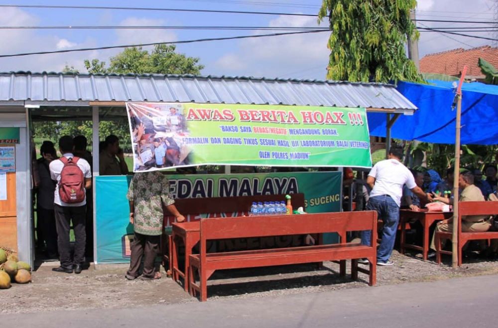 Warung bakso milik Sugeng di Kecamatan Pilangkenceng, Kabupaten Madiun