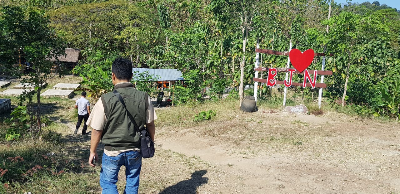 Kisah Cinta di Bukit Tono dan Misteri Hantu Gundul Pecengis