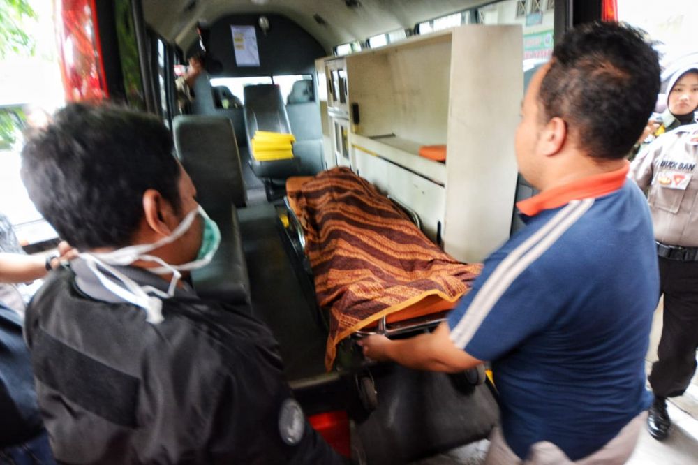 Jenazah RWP, kurir narkoba yang ditembak mati saat tiba di Kamar Mayat RSU dr Soetomo, Surabaya