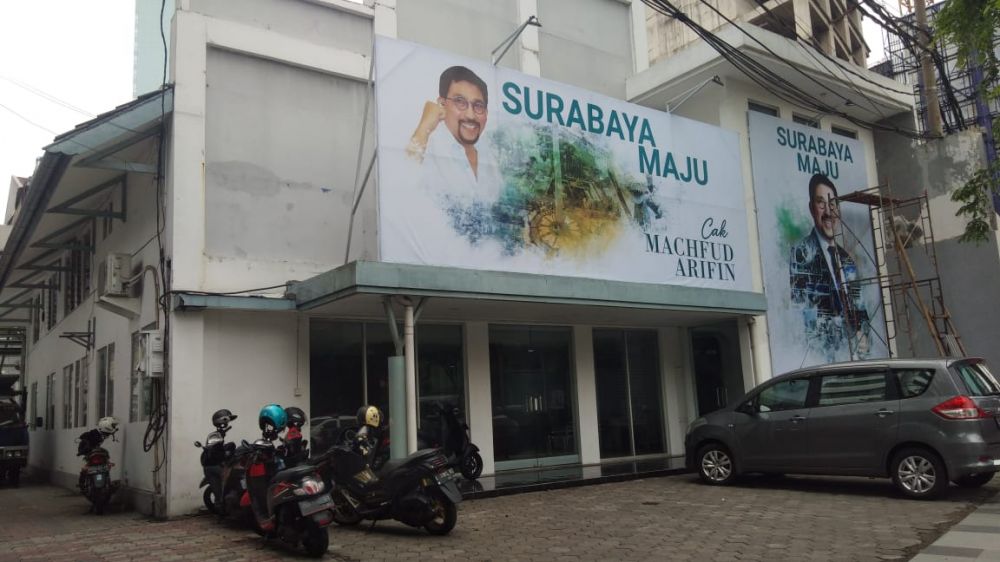 Posko pemenangan Machfud Arifin di Jalan Basuki Rahmat Surabaya