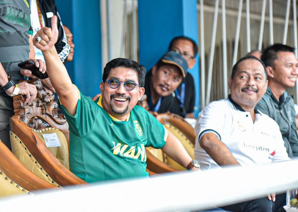 Gaya Machfud Arifin saat Persebaya juarai Piala Gubernur Jatim 2020