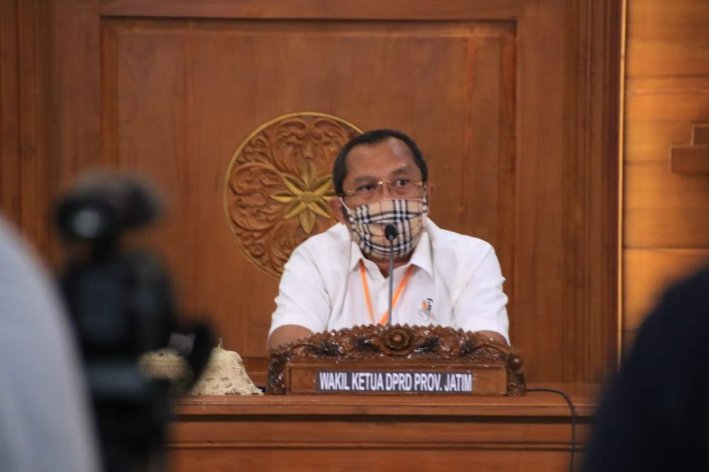 Wakil Ketua DPRD Jatim, Sahat Tua Simanjuntak