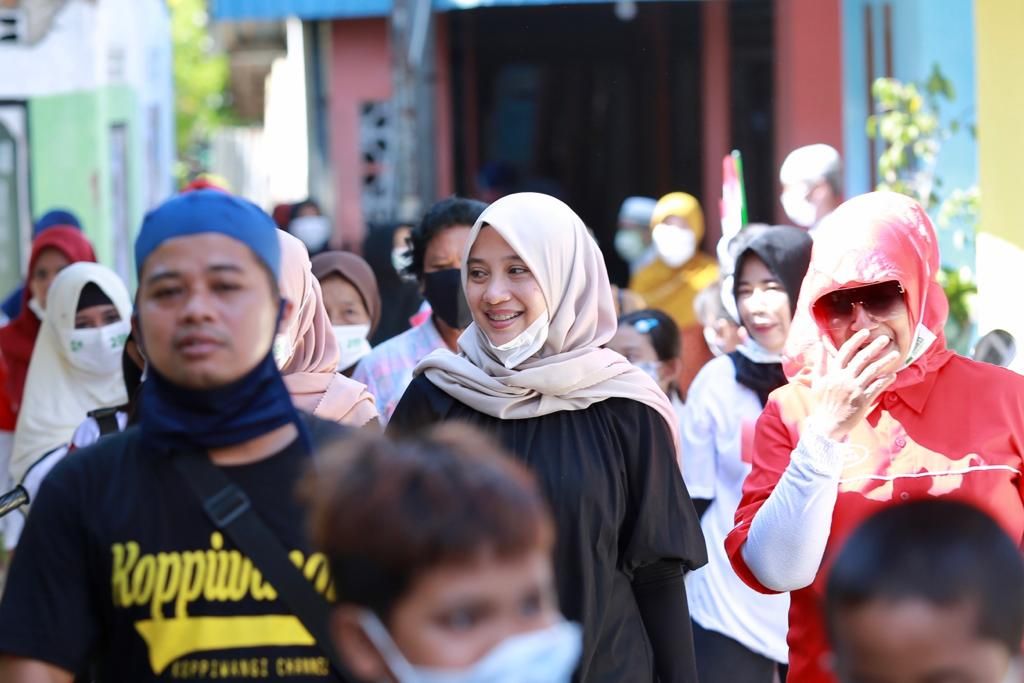 Saat Ipuk Fiestiandani door to door menyapa warga di sejumlah kampung di Banyuwangi