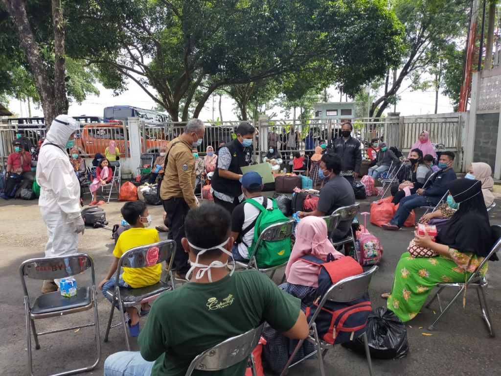 48 pengungsi Sulbar balik kampung ke Jatim