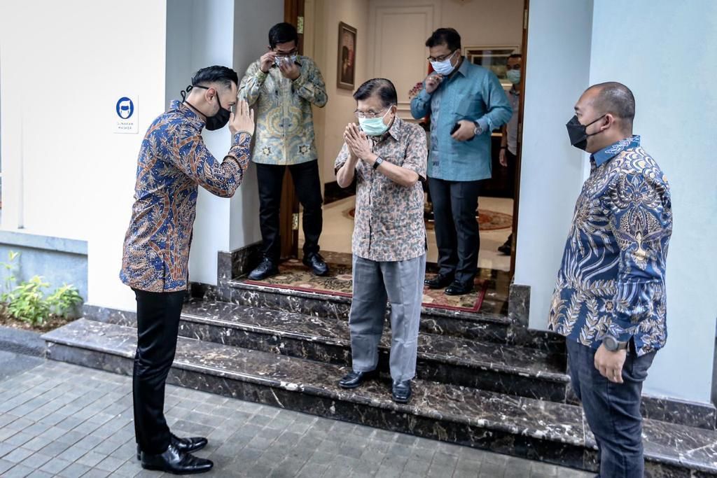 AHY bersilaturahmi ke kediaman Jusuf Kalla