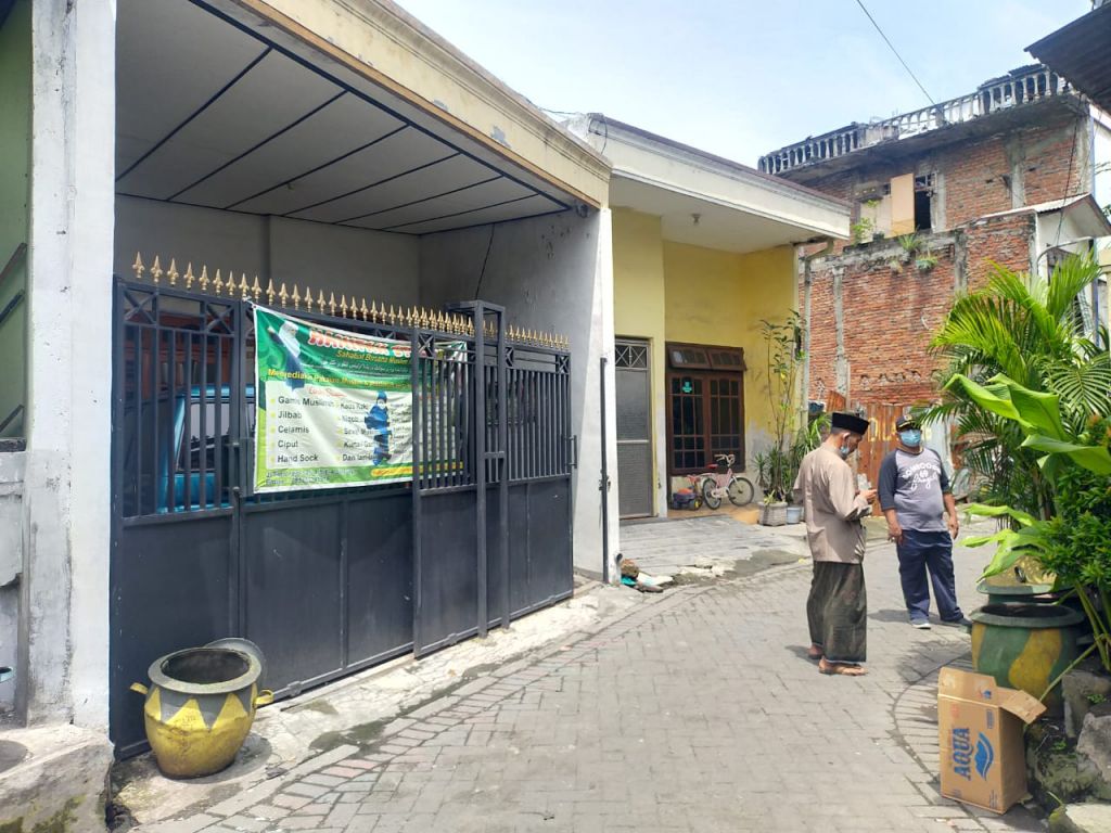 Rumah terduga teroris di Simorejo Sari, Simomulyo, Sukomanunggal, Surabaya yang digeledah Tim Densus 88