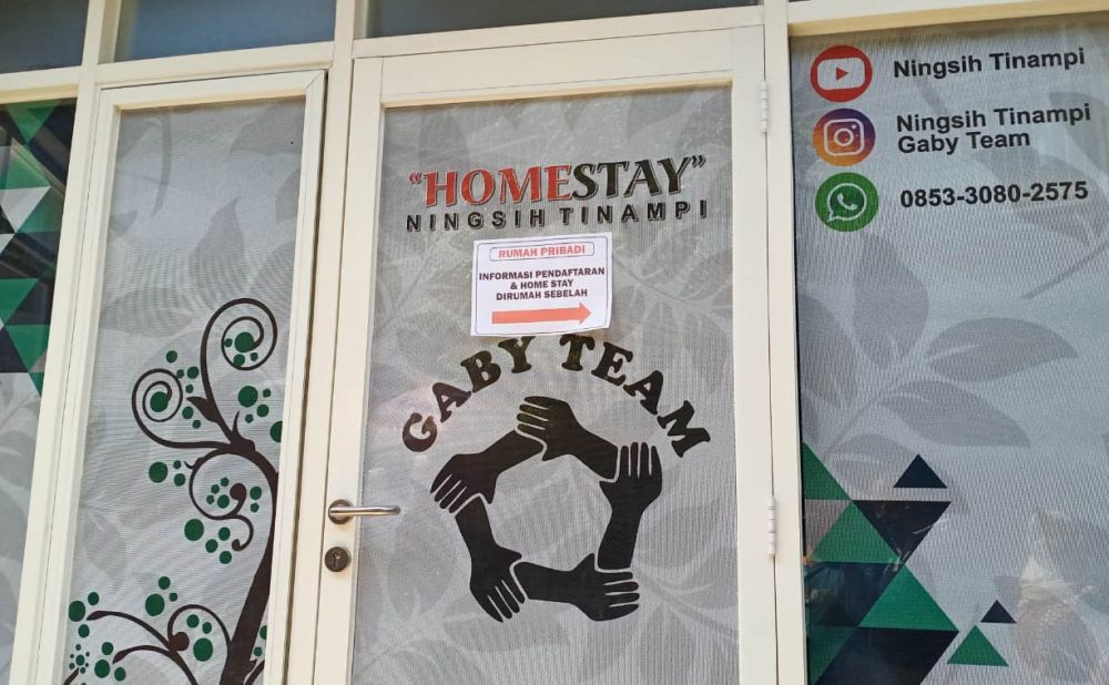 Lokasi terapi Ningsih Tinampi juga tersedia penginapan