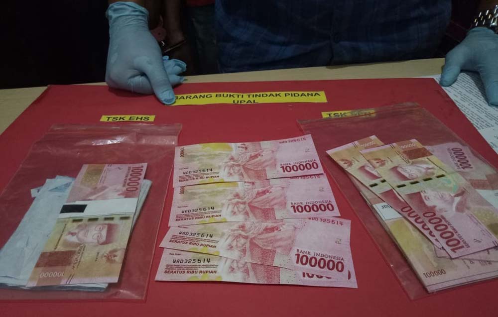 Uang palsu yang berhasil diungkap oleh polisi